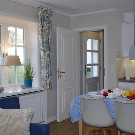 Durango-im-haus-kapitaen-groot Apartamento Keitum